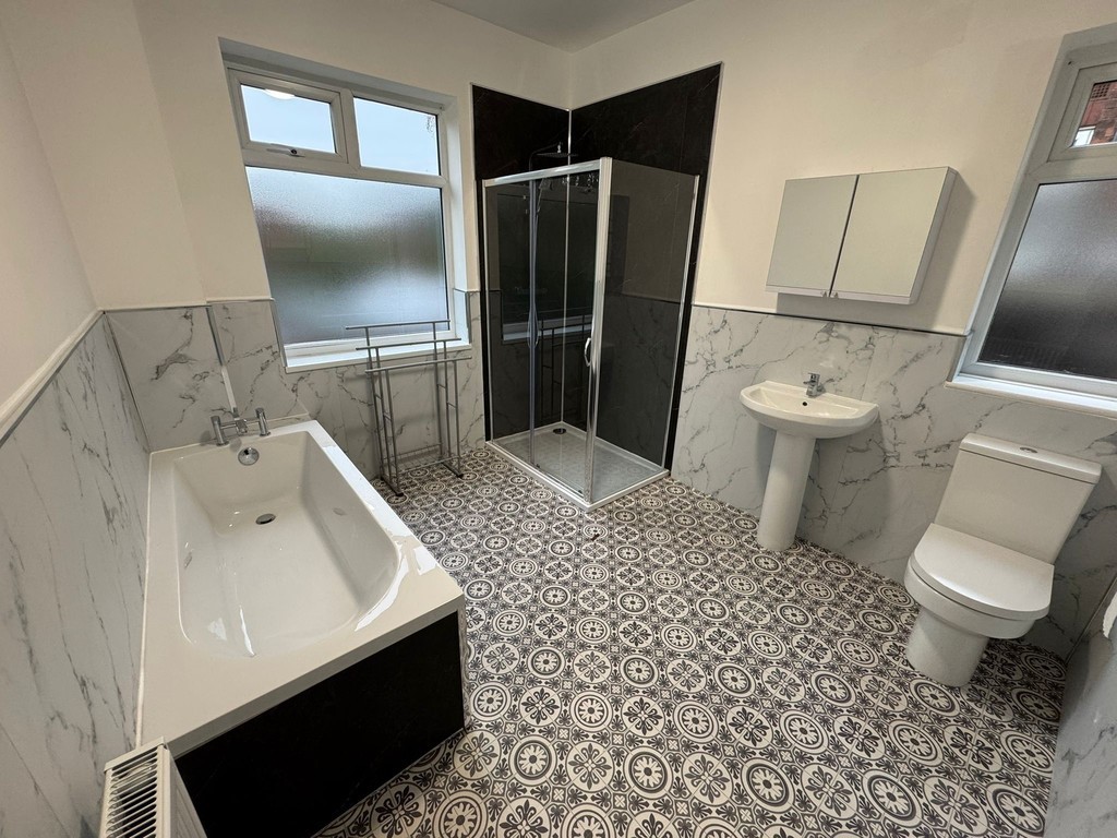 Images for Eccles Old Road, Salford EAID:0c021585af0b9d676445b7c53ff3beb9 BID:1