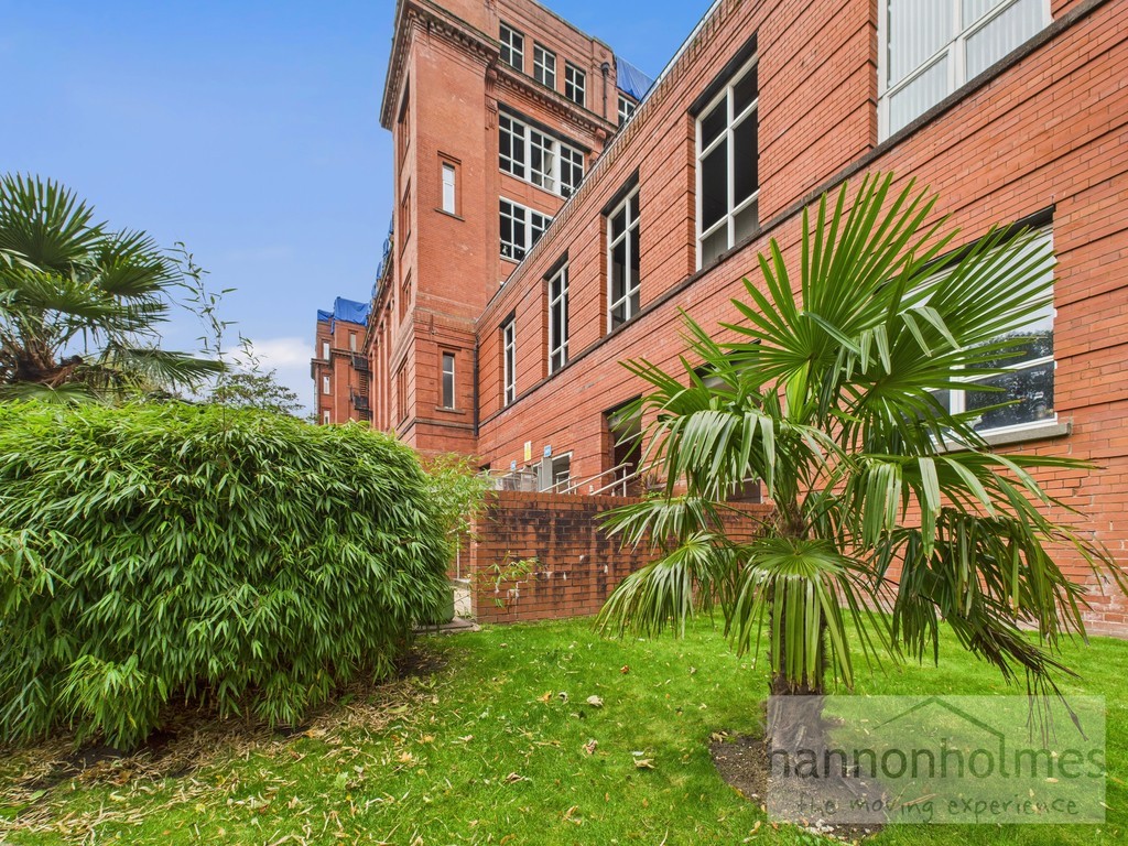 Images for Blackburn Road, Bolton EAID:0c021585af0b9d676445b7c53ff3beb9 BID:1