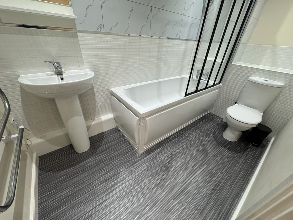 Images for Bolton Road, Blackburn EAID:0c021585af0b9d676445b7c53ff3beb9 BID:1