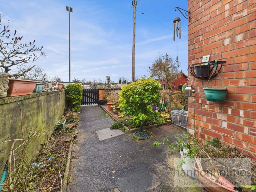 Images for Fields Street, Droylsden, Manchester EAID:0c021585af0b9d676445b7c53ff3beb9 BID:1