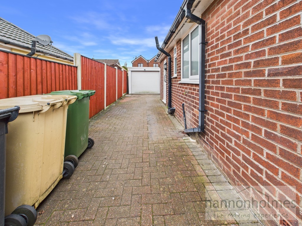 Images for Wilby Avenue, Little Lever, Bolton EAID:0c021585af0b9d676445b7c53ff3beb9 BID:1