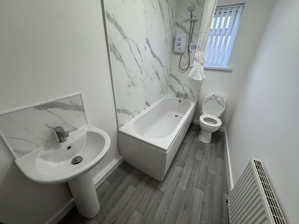 Images for Mosley Common Road, Worsley, Manchester EAID:0c021585af0b9d676445b7c53ff3beb9 BID:1