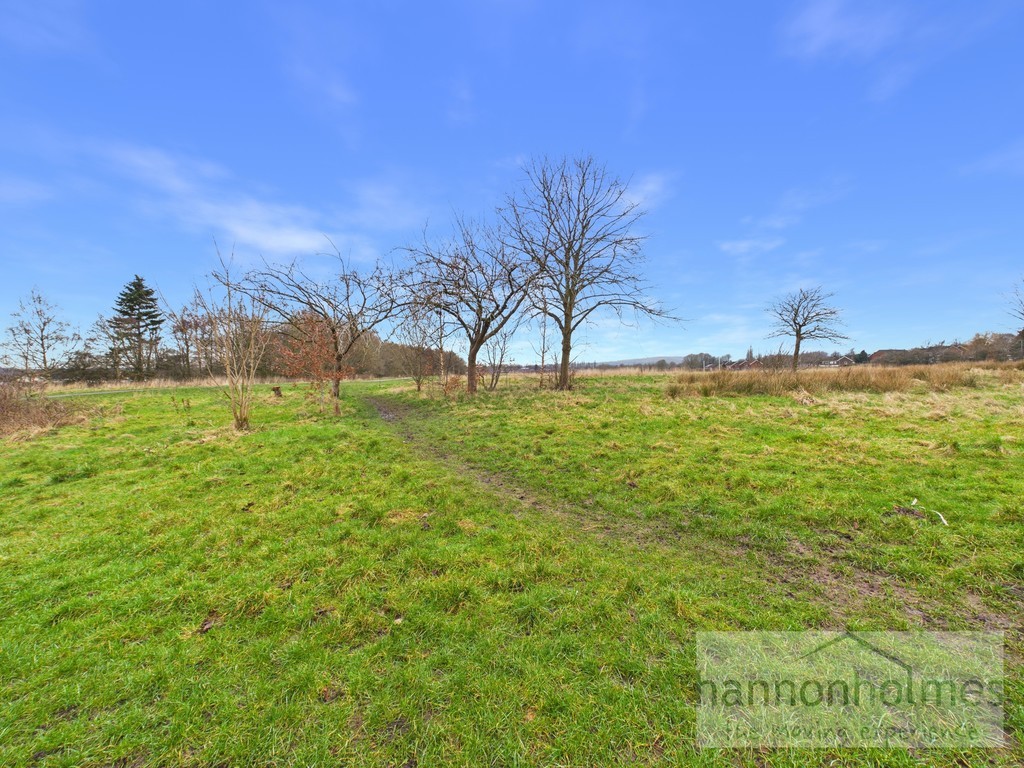 Images for Hatherleigh Walk, Bolton EAID:0c021585af0b9d676445b7c53ff3beb9 BID:1