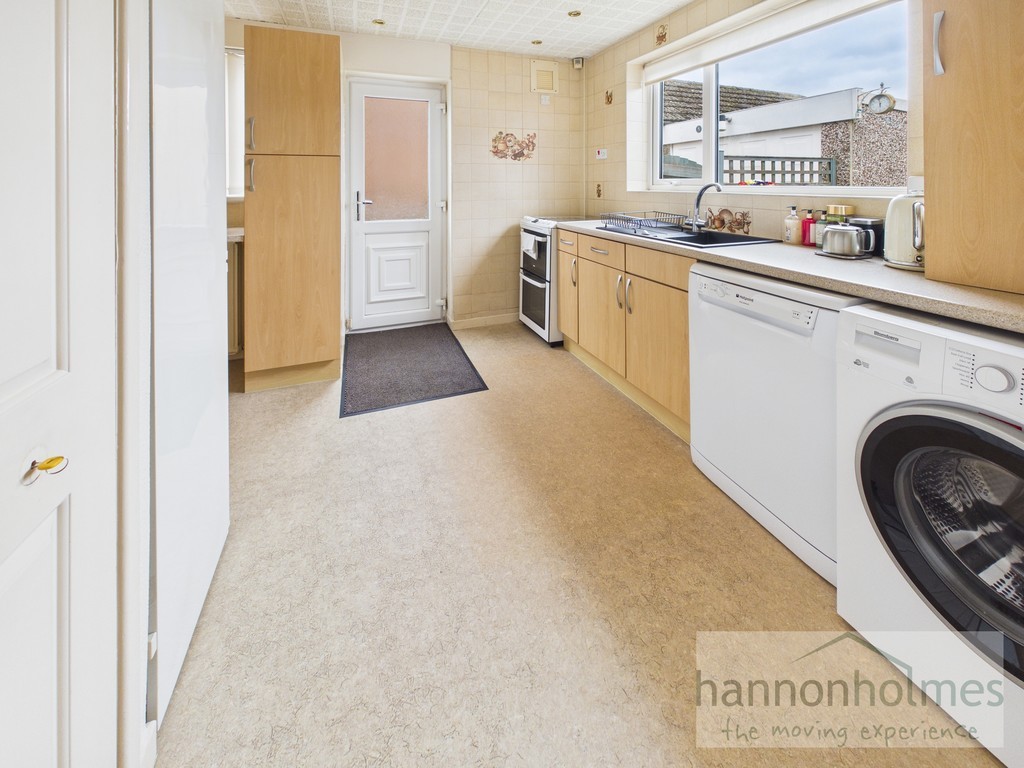 Images for Mandley Close, Little Lever, Bolton EAID:0c021585af0b9d676445b7c53ff3beb9 BID:1