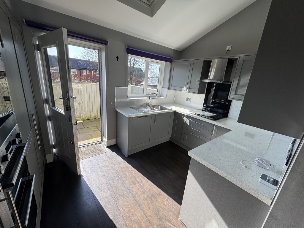 Images for Little Lever, Bolton EAID:0c021585af0b9d676445b7c53ff3beb9 BID:1