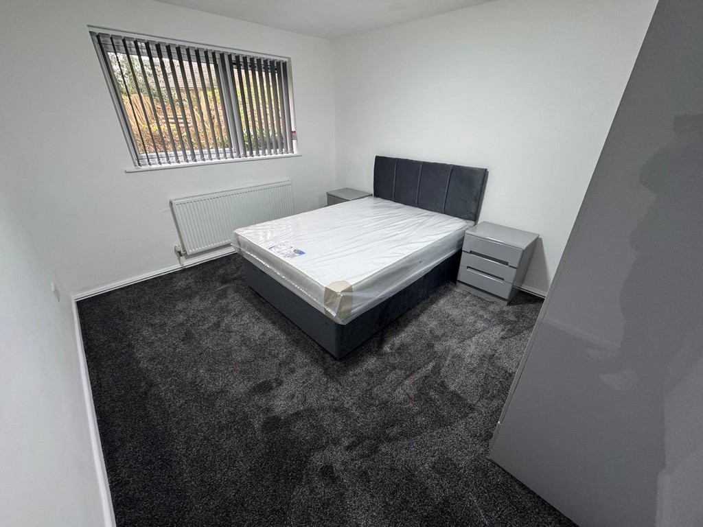 Images for Lostock, Bolton EAID:0c021585af0b9d676445b7c53ff3beb9 BID:1