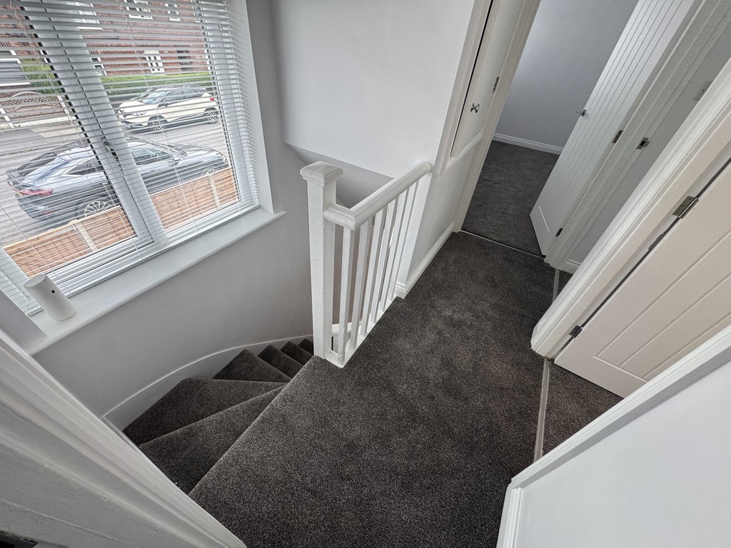 Images for Coronation Street, Swinton, Manchester EAID:0c021585af0b9d676445b7c53ff3beb9 BID:1