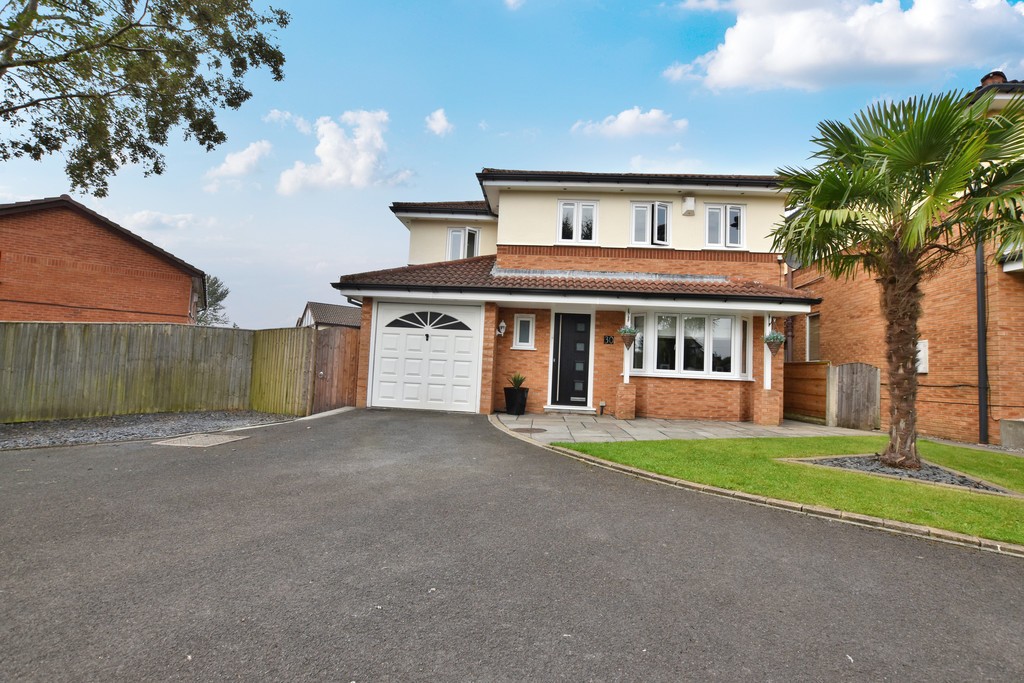 Images for Kentsford Drive, Radcliffe, Manchester EAID:0c021585af0b9d676445b7c53ff3beb9 BID:1