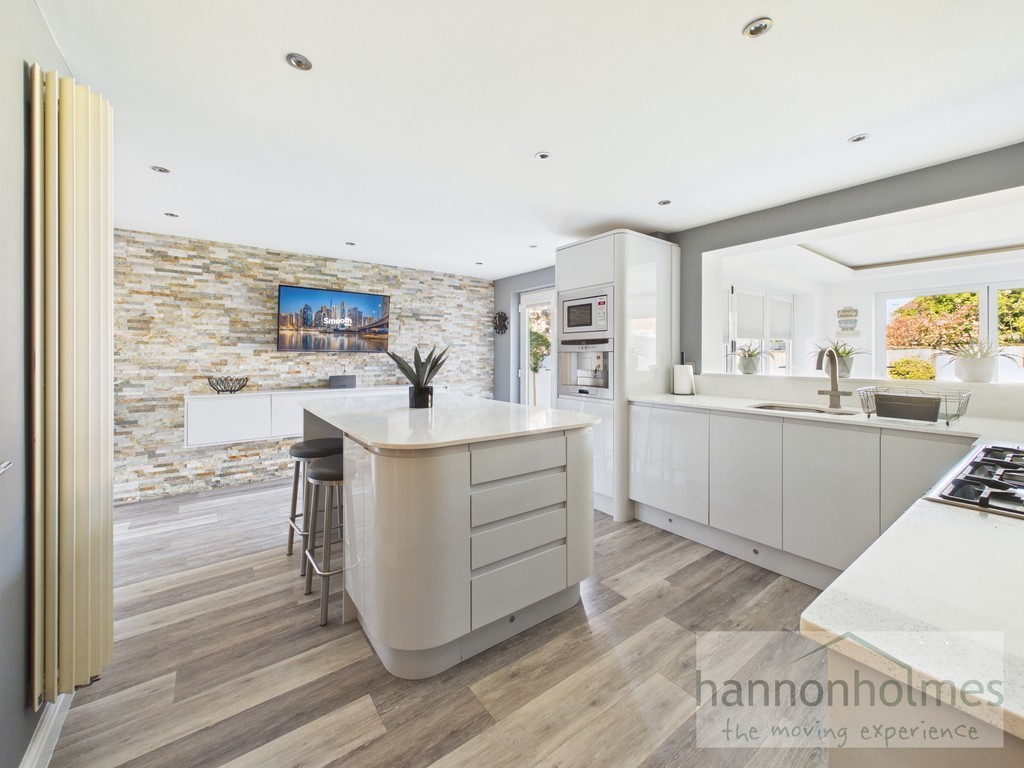 Images for Kentsford Drive, Radcliffe, Manchester EAID:0c021585af0b9d676445b7c53ff3beb9 BID:1