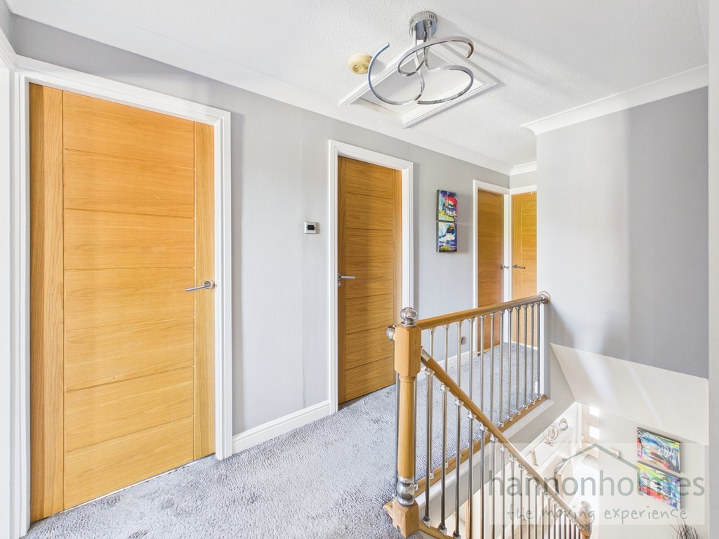 Images for Kentsford Drive, Radcliffe, Manchester EAID:0c021585af0b9d676445b7c53ff3beb9 BID:1