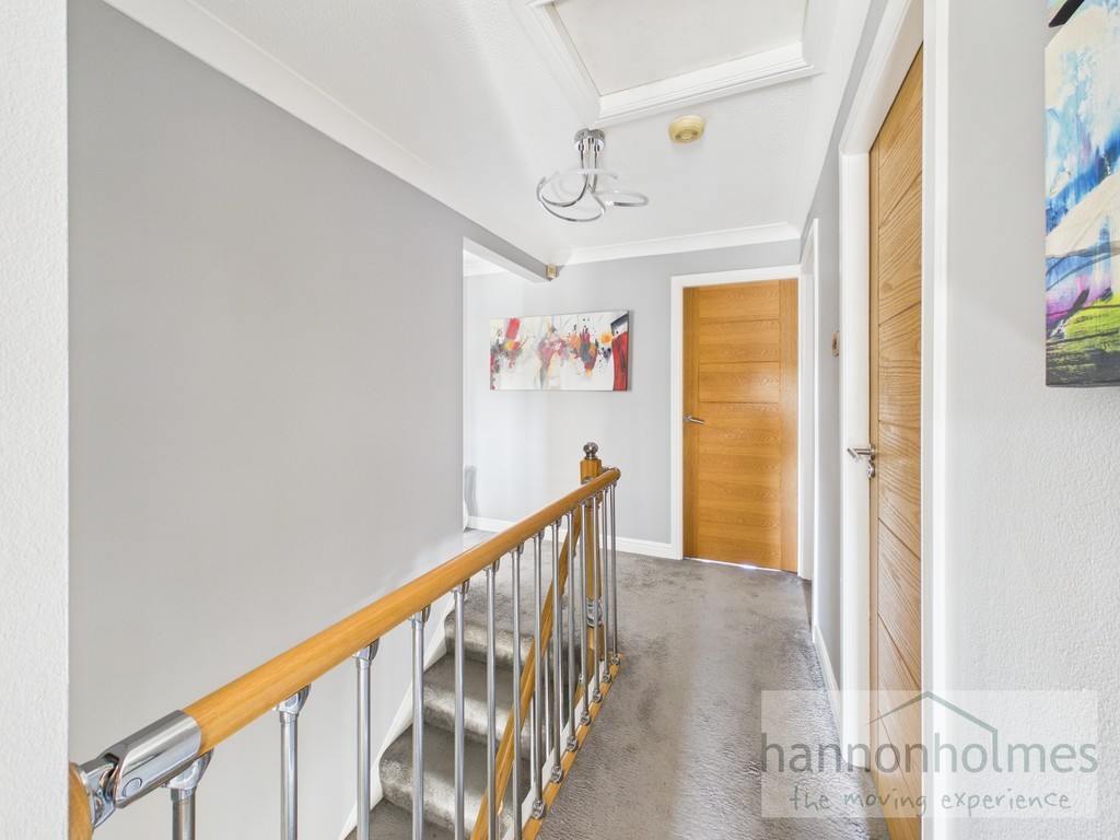 Images for Kentsford Drive, Radcliffe, Manchester EAID:0c021585af0b9d676445b7c53ff3beb9 BID:1