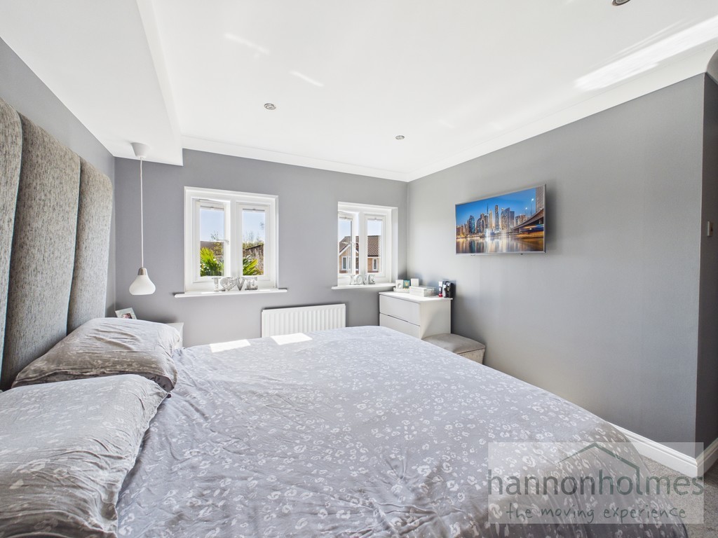 Images for Kentsford Drive, Radcliffe, Manchester EAID:0c021585af0b9d676445b7c53ff3beb9 BID:1