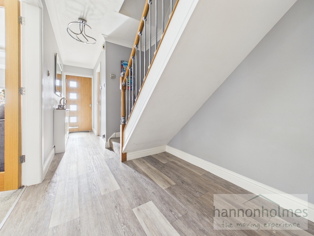 Images for Kentsford Drive, Radcliffe, Manchester EAID:0c021585af0b9d676445b7c53ff3beb9 BID:1