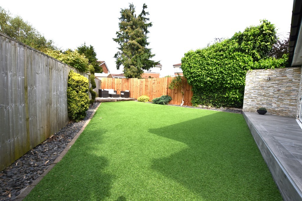 Images for Kentsford Drive, Radcliffe, Manchester EAID:0c021585af0b9d676445b7c53ff3beb9 BID:1