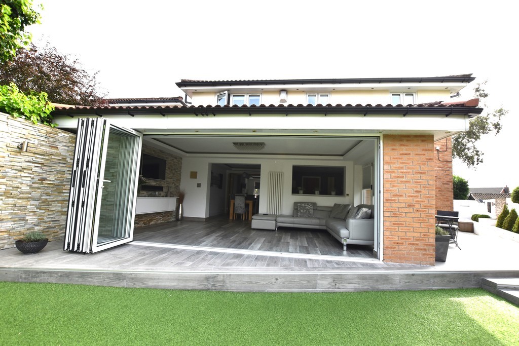 Images for Kentsford Drive, Radcliffe, Manchester EAID:0c021585af0b9d676445b7c53ff3beb9 BID:1