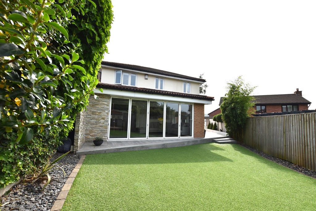 Images for Kentsford Drive, Radcliffe, Manchester EAID:0c021585af0b9d676445b7c53ff3beb9 BID:1