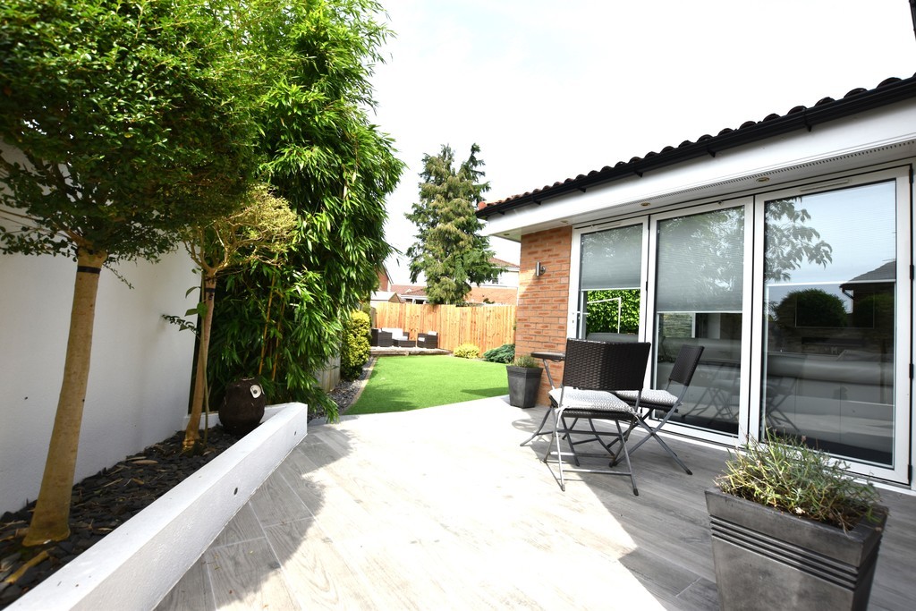 Images for Kentsford Drive, Radcliffe, Manchester EAID:0c021585af0b9d676445b7c53ff3beb9 BID:1