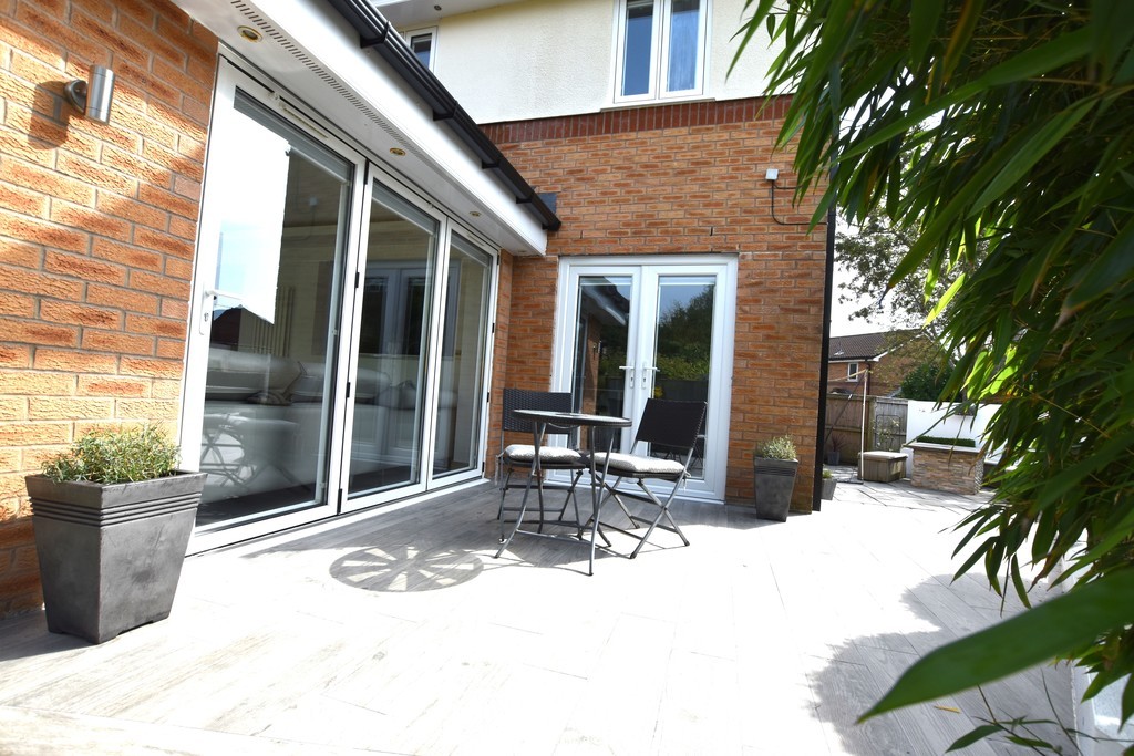 Images for Kentsford Drive, Radcliffe, Manchester EAID:0c021585af0b9d676445b7c53ff3beb9 BID:1