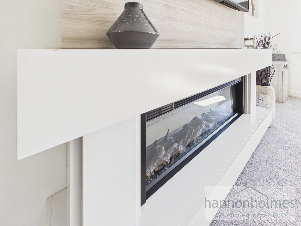 Images for Kentsford Drive, Radcliffe, Manchester EAID:0c021585af0b9d676445b7c53ff3beb9 BID:1