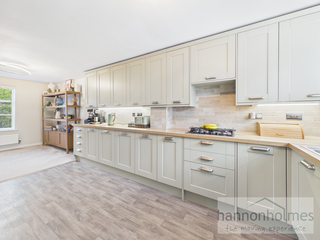 Images for Whitington Close, Bolton EAID:0c021585af0b9d676445b7c53ff3beb9 BID:1