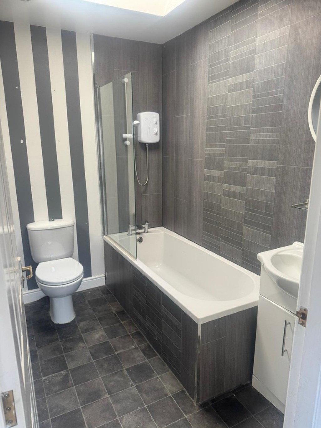 Images for Harper Fold Road, Radcliffe, Manchester EAID:0c021585af0b9d676445b7c53ff3beb9 BID:1