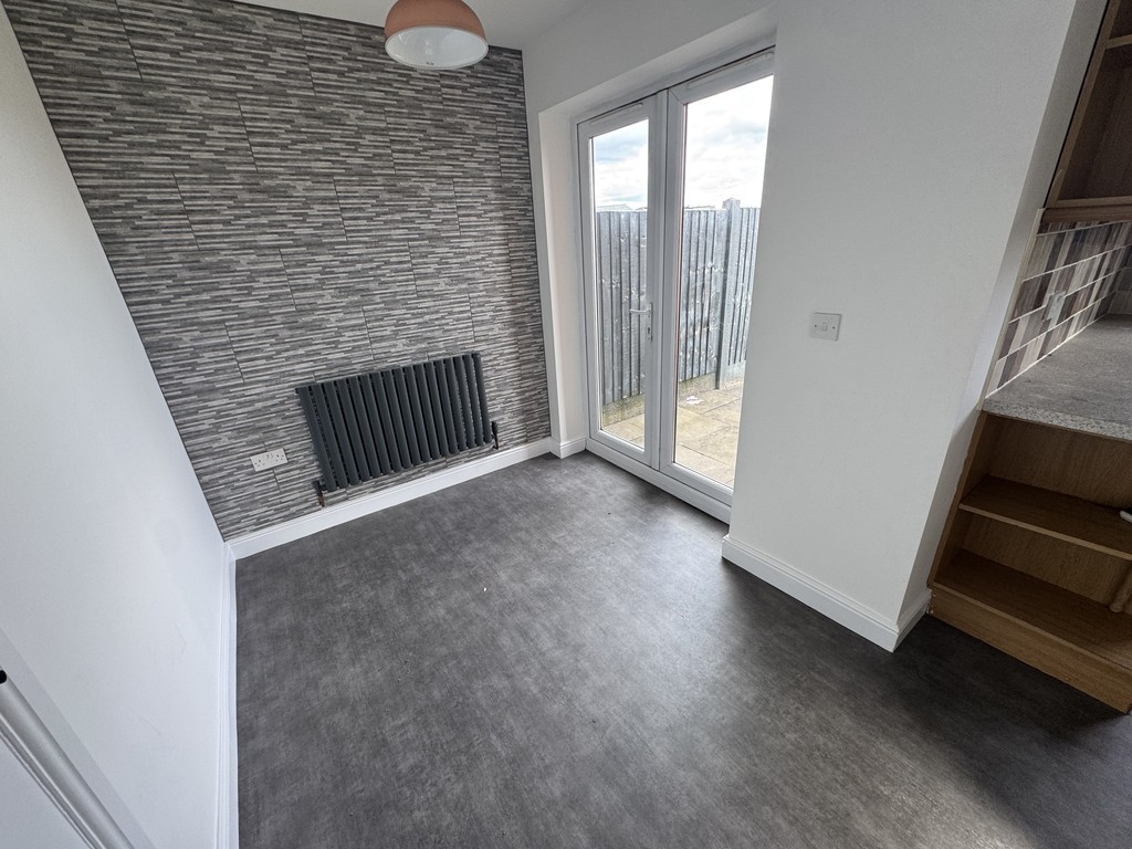 Images for Harper Fold Road, Radcliffe, Manchester EAID:0c021585af0b9d676445b7c53ff3beb9 BID:1