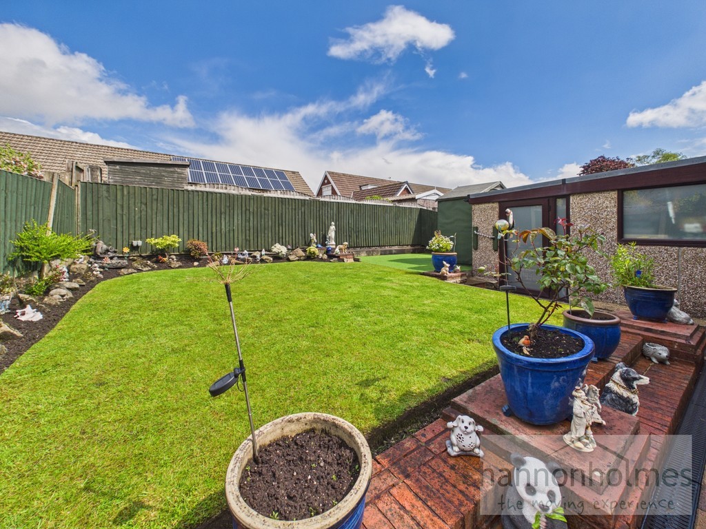 Images for Martin Avenue, Little Lever, Bolton EAID:0c021585af0b9d676445b7c53ff3beb9 BID:1
