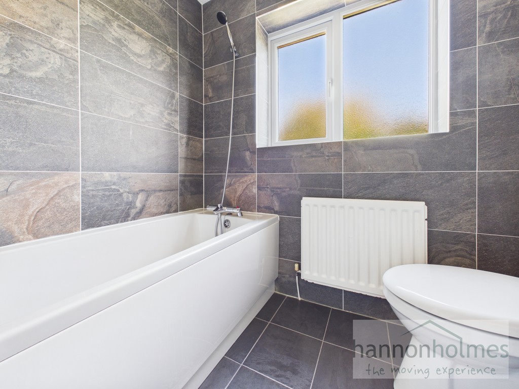 Images for Burghley Drive, Radcliffe, Manchester EAID:0c021585af0b9d676445b7c53ff3beb9 BID:1
