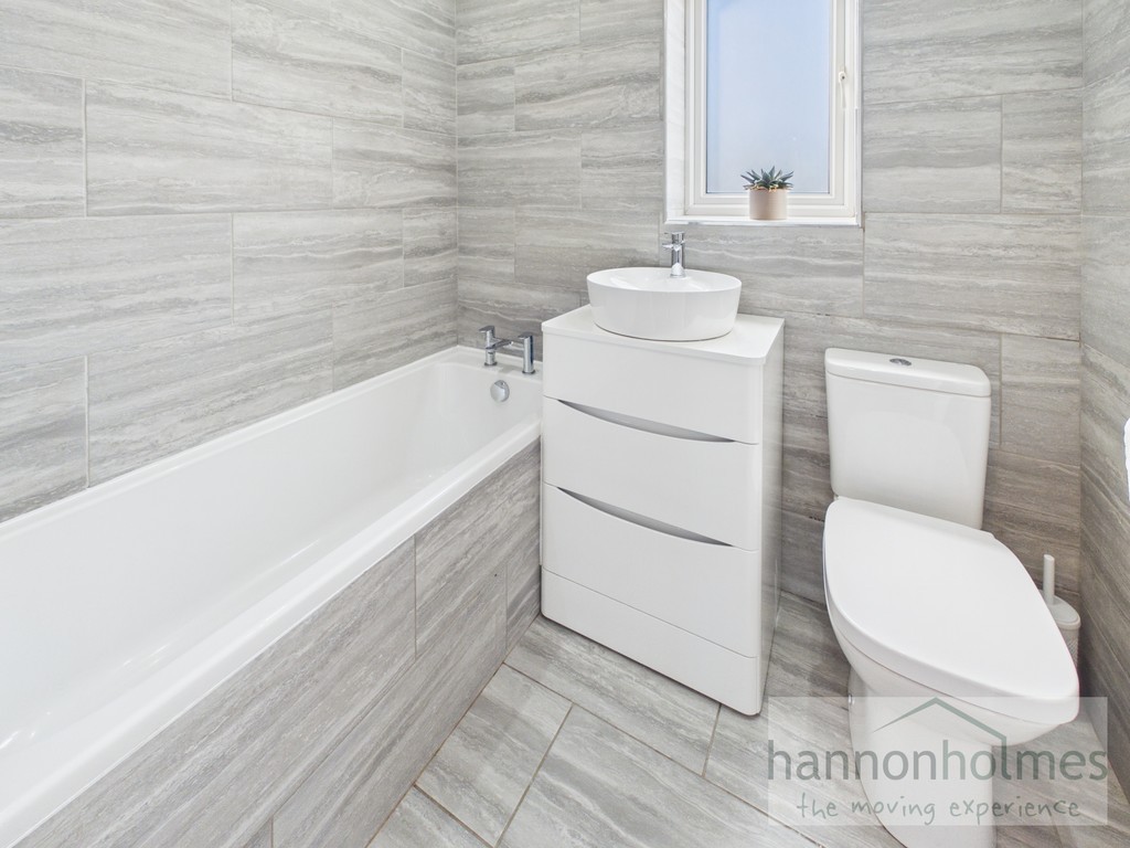 Images for Chiswick Drive, Radcliffe, Manchester EAID:0c021585af0b9d676445b7c53ff3beb9 BID:1