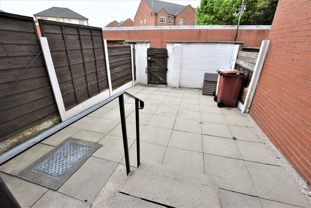 Images for Deane Church Lane, Bolton EAID:0c021585af0b9d676445b7c53ff3beb9 BID:1