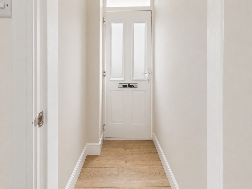 Images for Long Lane, Bolton EAID:0c021585af0b9d676445b7c53ff3beb9 BID:1