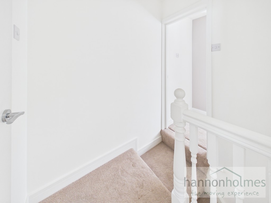 Images for Long Lane, Bolton EAID:0c021585af0b9d676445b7c53ff3beb9 BID:1
